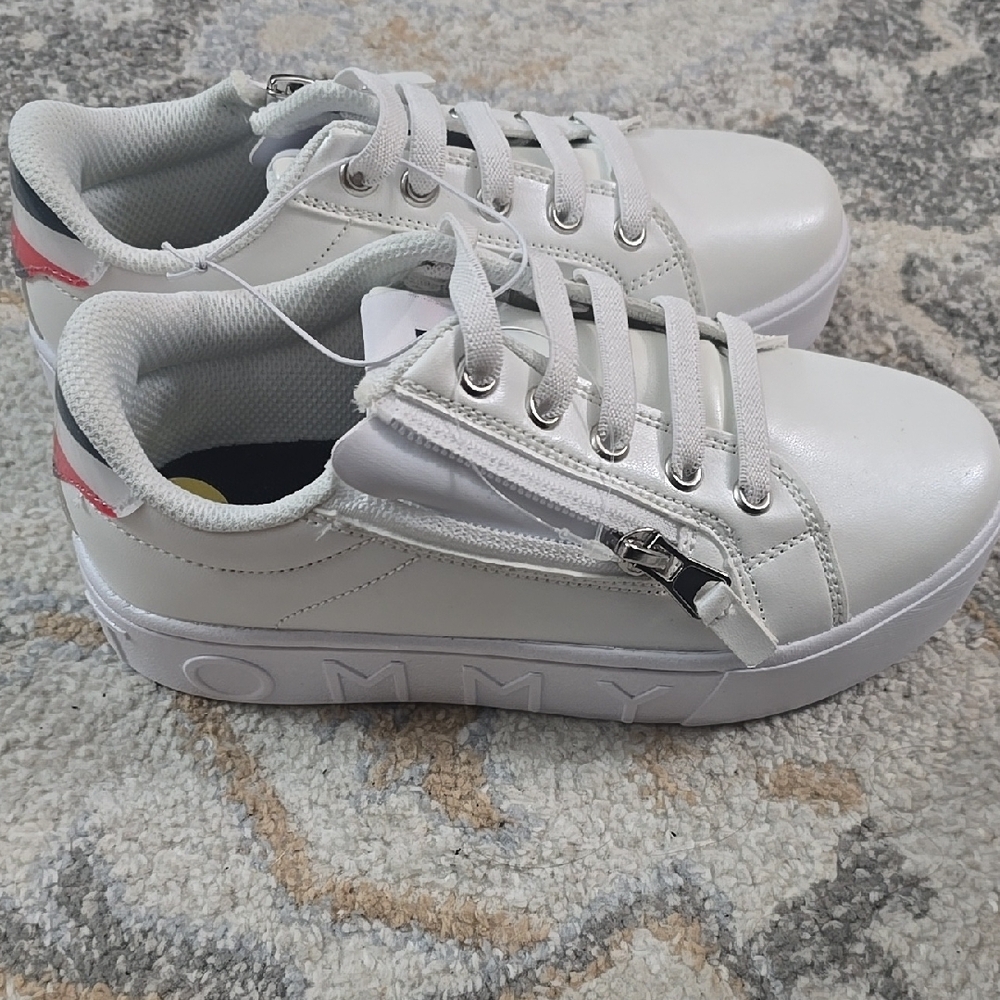 Tommy White Sneakers with Side Zipper